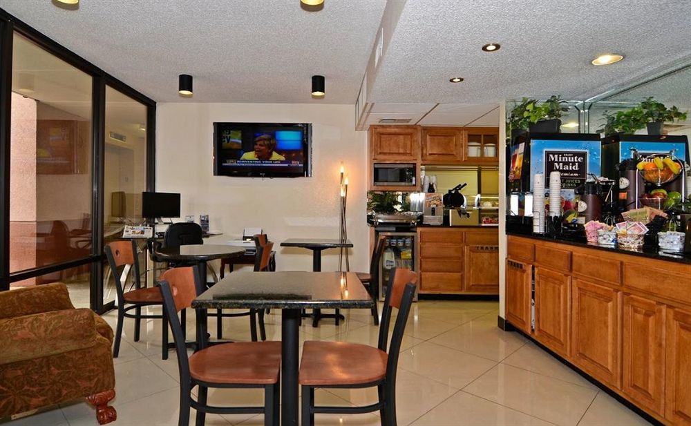 Econo Lodge Inn & Suites Memphis Eksteriør bilde
